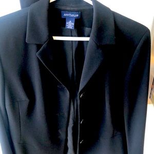Ann Taylor fully lined black jacket